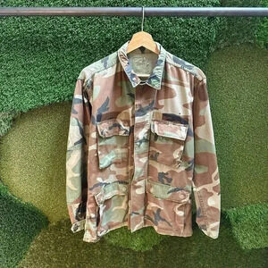 Vintage  Military Camouflage Button-up Shirt Large